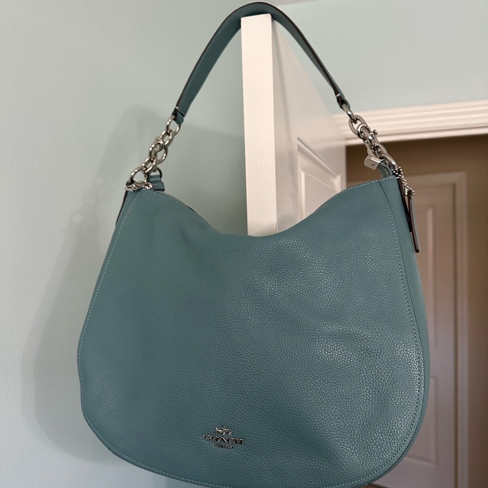 Coach Chelsea 32 Hobo Convertible Shoulder Bag